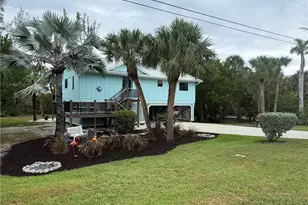 1318 Junonia St, Sanibel, FL 33957 - Photo 3
