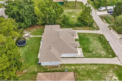 5327 30th St SW, Lehigh Acres, FL 33973 - Photo 9