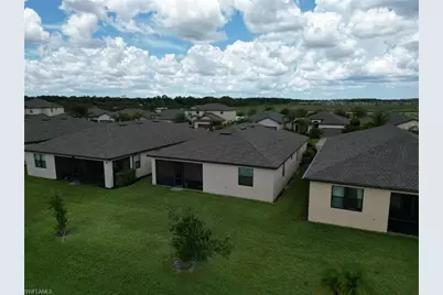 14499 Cantabria Dr, Fort Myers, FL 33905 - Photo 7