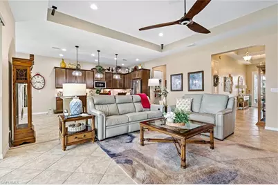 2875 Sunset Pointe Cir E, Cape Coral, FL 33914 - Photo 23