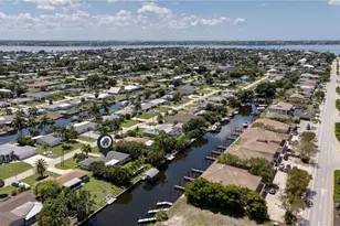 5118 York Ct, Cape Coral, FL 33904 - Photo 37