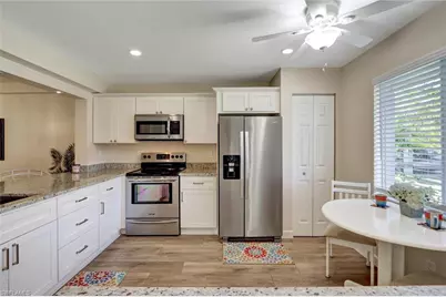 9900 Sunset Cove Ln #114, Fort Myers, FL 33919 - Photo 3
