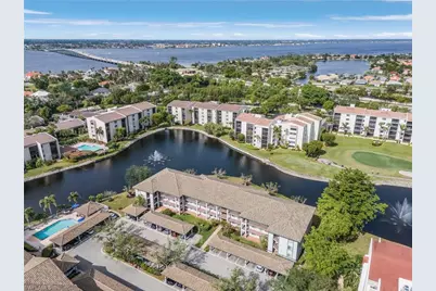 9900 Sunset Cove Ln #114, Fort Myers, FL 33919 - Photo 23
