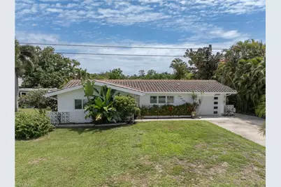 1300 Thompson St, North Fort Myers, FL 33903 - Photo 3