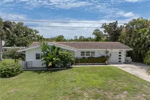 1300 Thompson St, North Fort Myers, FL 33903 - Photo 3