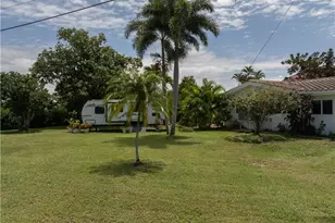 1300 Thompson St, North Fort Myers, FL 33903 - Photo 35