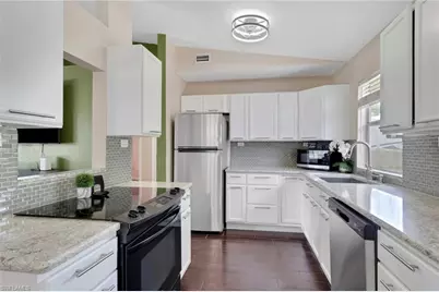 621 SW 29th Ter, Cape Coral, FL 33914 - Photo 7