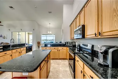 2319 NE 19th St, Cape Coral, FL 33909 - Photo 19