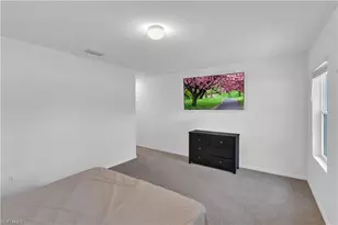 511 SW 26th Ave, Cape Coral, FL 33991 - Photo 17