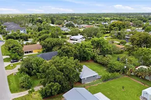 133 2nd St, Naples, FL 34113 - Photo 5