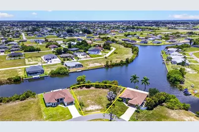 2746 NW 10th St, Cape Coral, FL 33993 - Photo 9