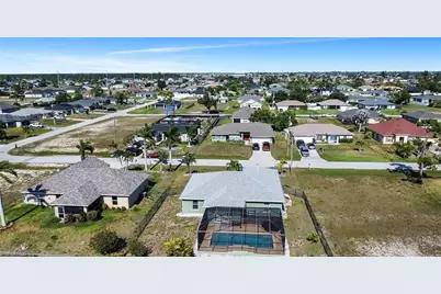 2152 NW 22nd Pl, Cape Coral, FL 33993 - Photo 5