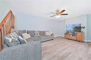 1520 Park Meadows Dr, Fort Myers, FL 33907 - Photo 7
