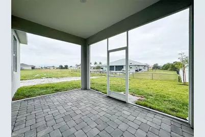 512 NW 25th Ave, Cape Coral, FL 33993 - Photo 35