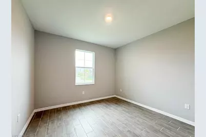 512 NW 25th Ave, Cape Coral, FL 33993 - Photo 27