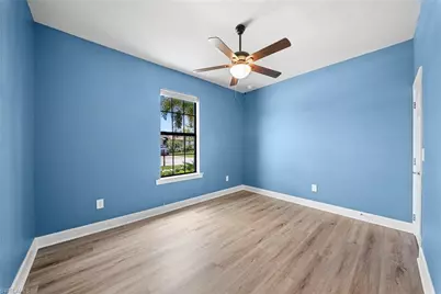 3685 E Hampton Cir, Alva, FL 33920 - Photo 5