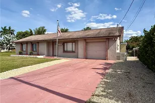 1204 SE 15th St, Cape Coral, FL 33990 - Photo 3