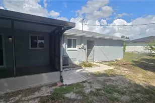 18448 Iris Rd, Fort Myers, FL 33967 - Photo 29