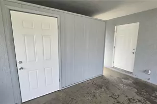 18448 Iris Rd, Fort Myers, FL 33967 - Photo 25
