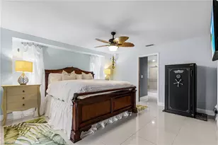 1102 SE 21st Ave, Cape Coral, FL 33990 - Photo 17