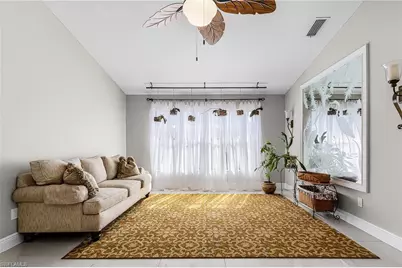 1102 SE 21st Ave, Cape Coral, FL 33990 - Photo 15