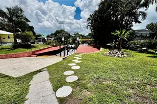 303 Georgia Ave, Fort Myers, FL 33905 - Photo 5