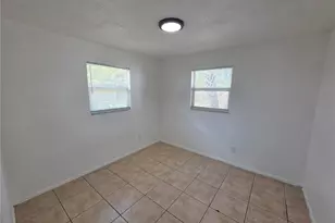 5426 Sago Ave, Fort Myers, FL 33907 - Photo 3