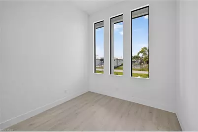 121 NW 35th Pl, Cape Coral, FL 33993 - Photo 7