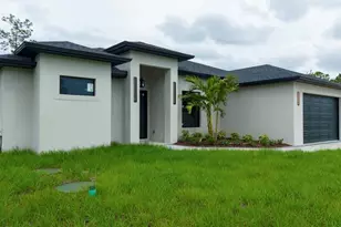 814 Clayton Ave, Lehigh Acres, FL 33972 - Photo 9
