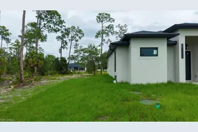 814 Clayton Ave, Lehigh Acres, FL 33972 - Photo 11
