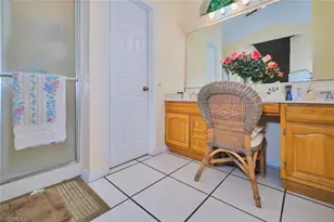 2817 SW 43rd St, Cape Coral, FL 33914 - Photo 13