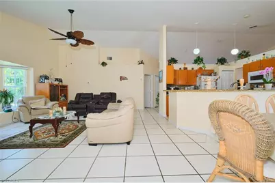2817 SW 43rd St, Cape Coral, FL 33914 - Photo 7