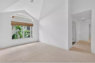 1574 Windamere Ln, Naples, FL 34119 - Photo 9