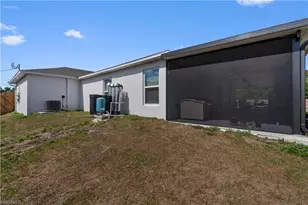 2706 9th St SW, Lehigh Acres, FL 33976 - Photo 33