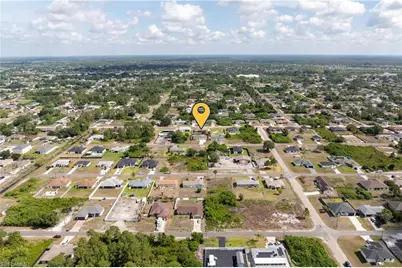 2706 9th St SW, Lehigh Acres, FL 33976 - Photo 37