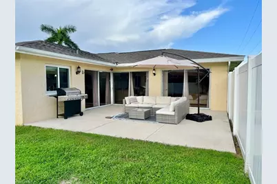 2314 SE 18th Pl, Cape Coral, FL 33990 - Photo 27