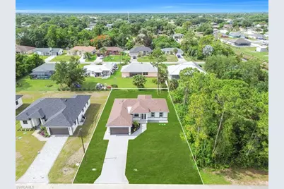 2715 10th St W, Lehigh Acres, FL 33971 - Photo 31