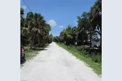14901 Stringfellow Rd, Bokeelia, FL 33922 - Photo 9