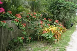 7697 Beach Daisy Ln, Bokeelia, FL 33922 - Photo 37