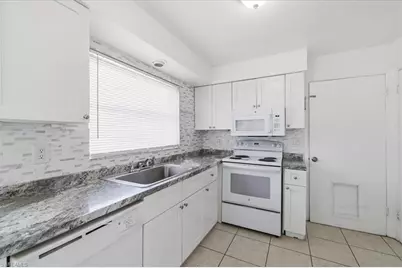 2540 SE 25th Ave, Cape Coral, FL 33904 - Photo 25