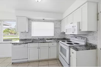 2540 SE 25th Ave, Cape Coral, FL 33904 - Photo 23