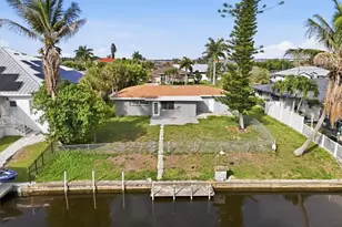 2540 SE 25th Ave, Cape Coral, FL 33904 - Photo 11