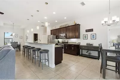 206 NE 21st Ave, Cape Coral, FL 33909 - Photo 9