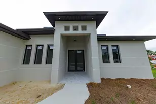 615 Broadway Ave, Lehigh Acres, FL 33972 - Photo 11