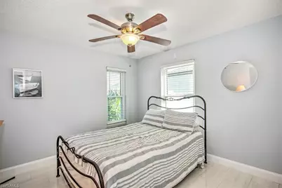 1817 SW 40th St, Cape Coral, FL 33914 - Photo 15