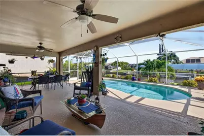 527 SW 40th Ter, Cape Coral, FL 33914 - Photo 3