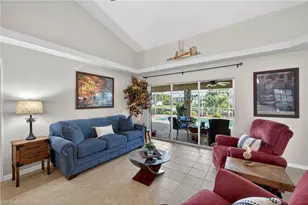 527 SW 40th Terrace, Cape Coral, FL 33914 - Photo 5