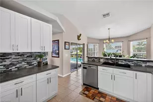 527 SW 40th Terrace, Cape Coral, FL 33914 - Photo 9