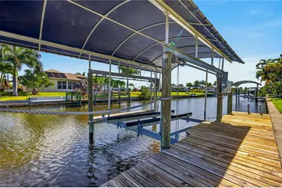 527 SW 40th Ter, Cape Coral, FL 33914 - Photo 29