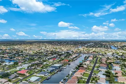 1820 SW 51st St, Cape Coral, FL 33914 - Photo 31